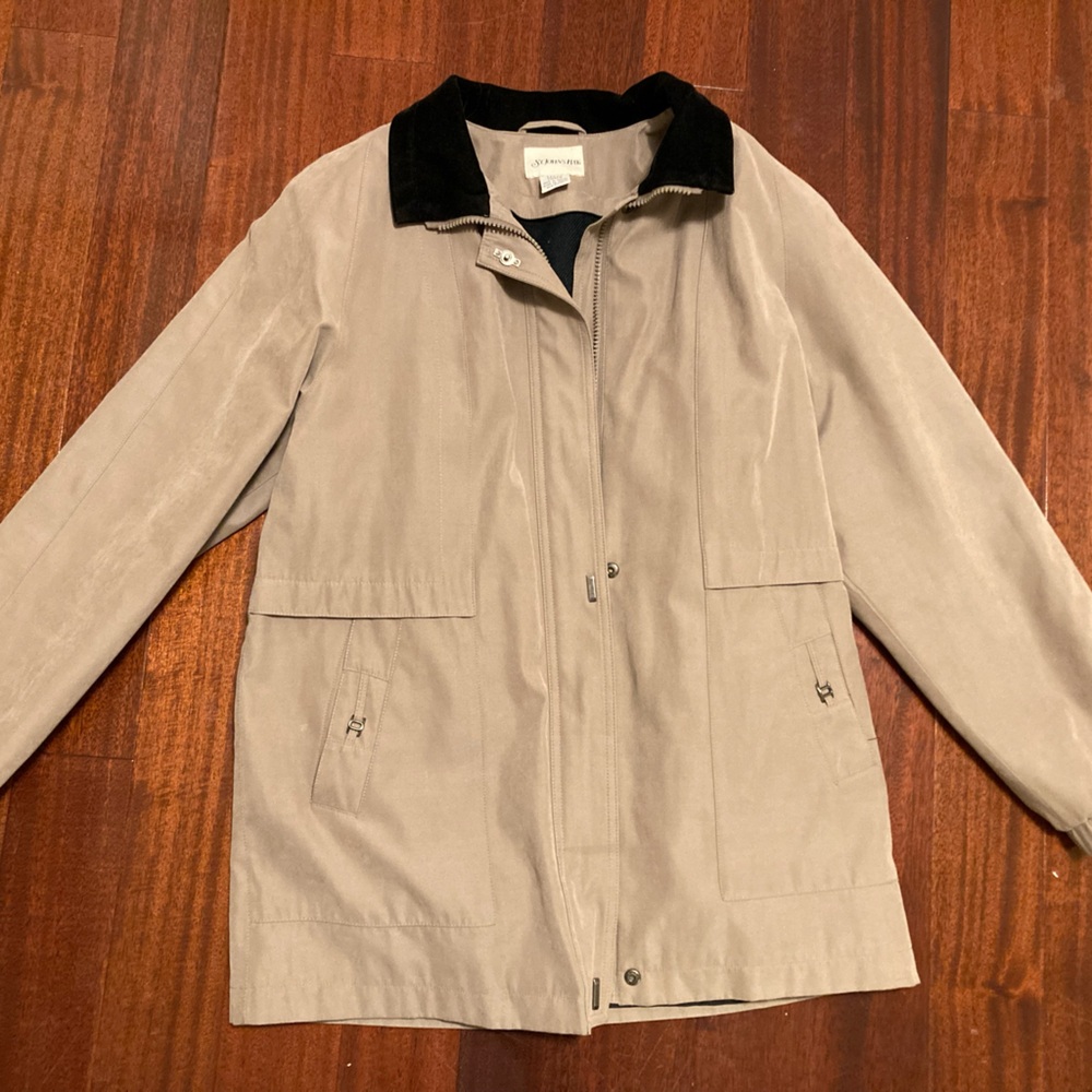 Women’s barn jacket